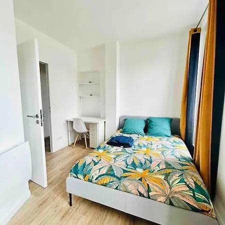 Apartment Appartement Proche Paris Saint-Denis (Seine-Saint-Denis)